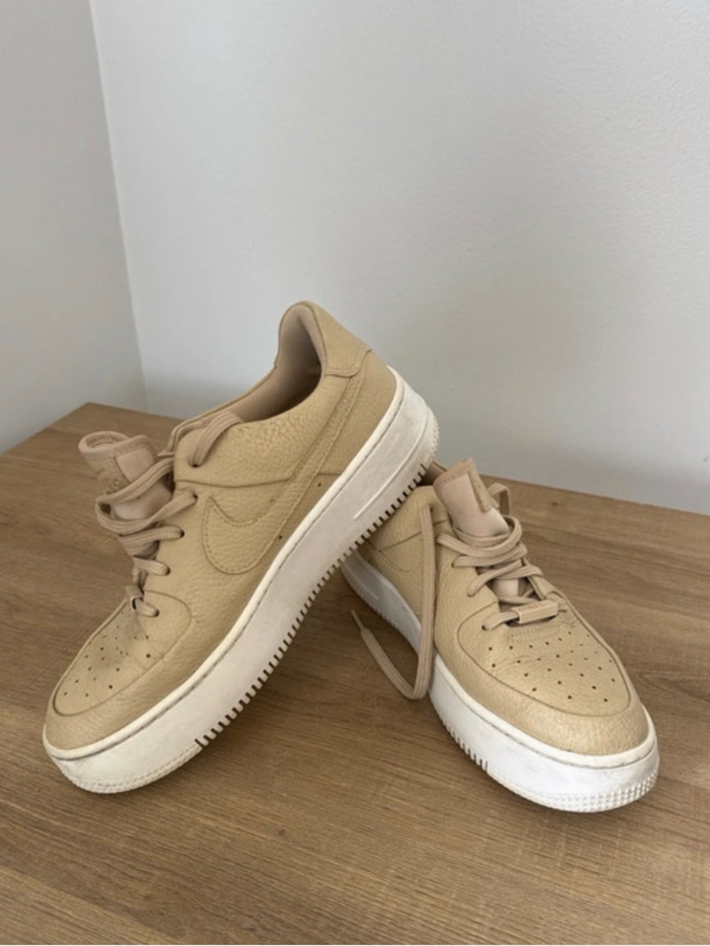 Nike Air Force 1 Sage Low